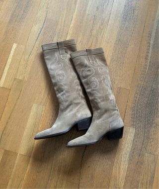 Botas de ante marrones