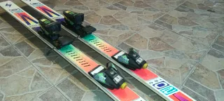 Esquís Blizzard 160 con fijaciones Salomon