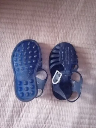 Chanclas playa niño/niña talla 22