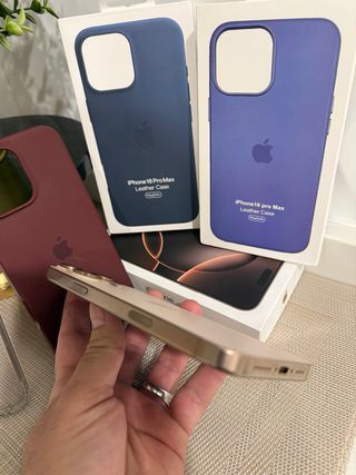 iPhone 16 Pro Max 256GB Dorado