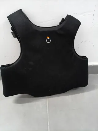 Chaleco y Casco Hípica Negro