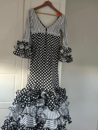 Traje Flamenca Aires de Feria, talla 40