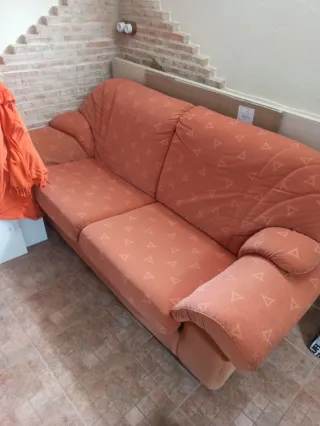 Sofá naranja 3 plazas