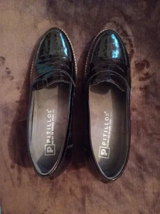 Zapatos Pitillos negros charol