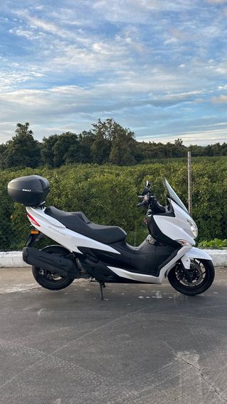 Suzuki Burgman 400 2018