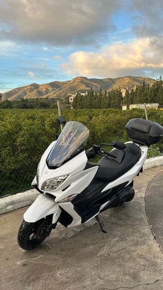 Suzuki Burgman 400 2018