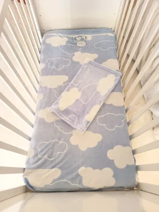 Juego sábanas coralina cuna. 120x60cm.