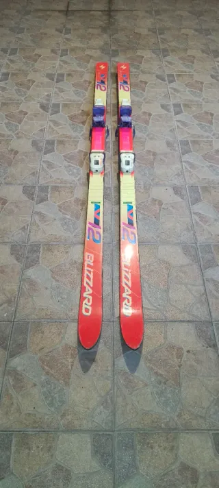 Esquís Blizzard 180 con portabotas Marker