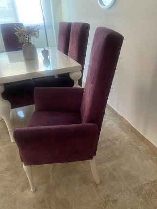 Juego Comedor: 4 Sillas y 2 Sillones Morados