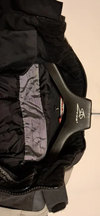 Ropa verano ,invierno y casco