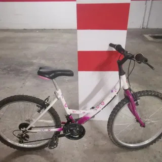 Bicicleta infantil niña