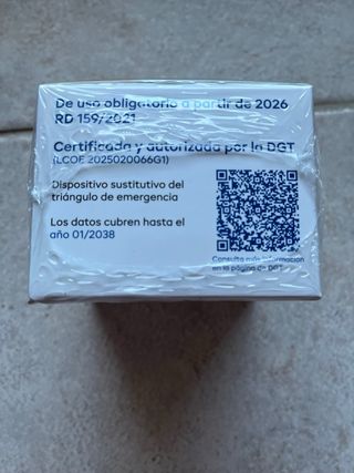 Baliza V16 Geolocalizable Trophy DGT