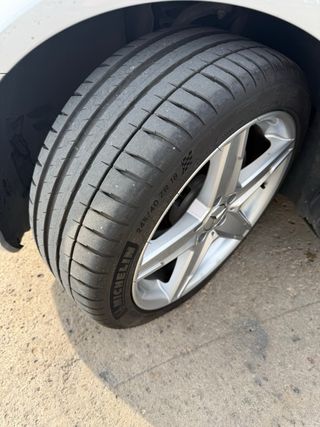 Mercedes-Benz Clase CLS 2005 ETIQUETA B