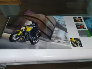 Catálogo Yamaha FZ Series 2009