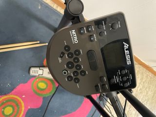 Batería Electrónica Alesis Nitro