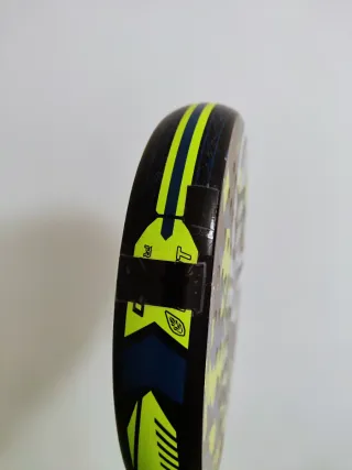 PALA DE PÁDEL ARTENGO