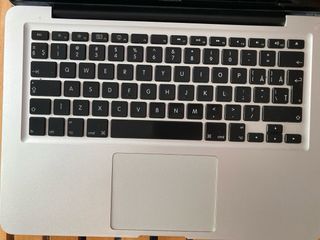 MacBook Pro 13 2008 Plata con cargador