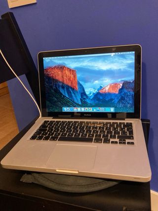 MacBook Pro 13 2008 Plata con cargador
