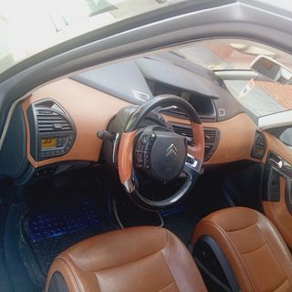 Citroen Grand C4 Picasso 2013