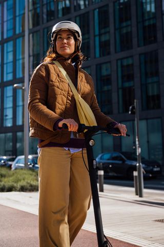 Patinete eléctrico Decathlon 25 km/h, MD500E