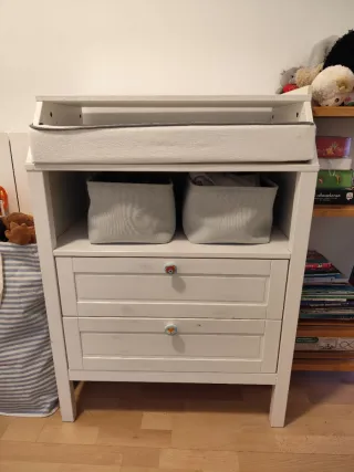 Cómoda cambiador SUNDVIK blanca