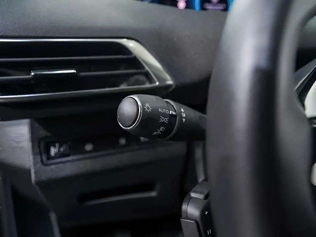 Peugeot 3008 Hybrid 225 e-EAT8 Allure Pack