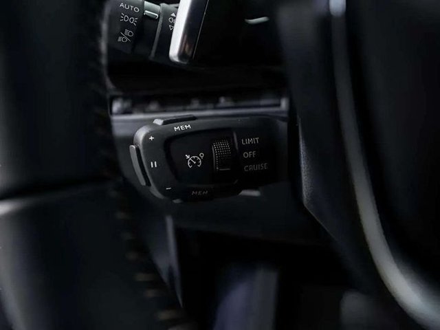 Peugeot 3008 Hybrid 225 e-EAT8 Allure Pack