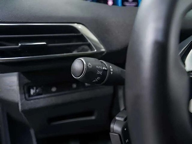 Peugeot 3008 Hybrid 225 e-EAT8 Allure Pack
