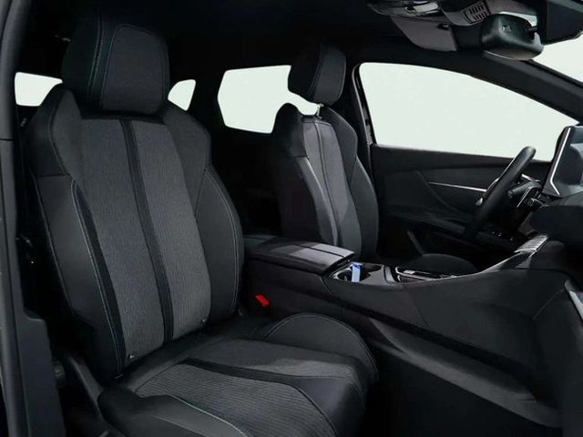 Peugeot 3008 Hybrid 225 e-EAT8 Allure Pack