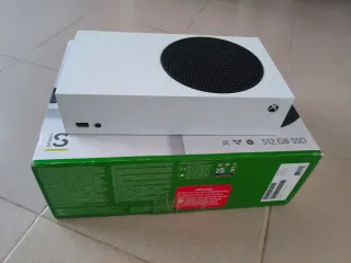 Xbox Series S Blanca, preferiblemente en mano