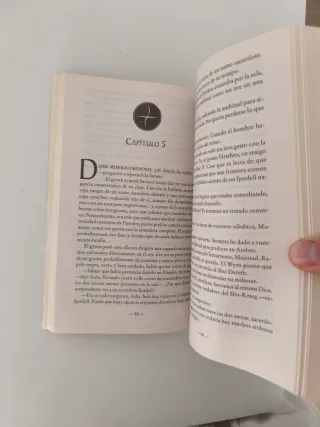 Libro de Brandon Sanderson