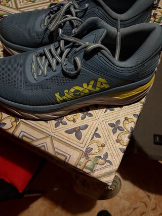 Zapatillas Hoka Azul y Amarillo