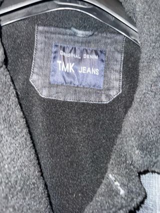 Cazadora vaquera TMK JEANS negra con borrego