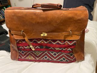 Bolso de cuero étnico