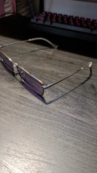 Gafas de sol Ray-Ban plateadas y moradas