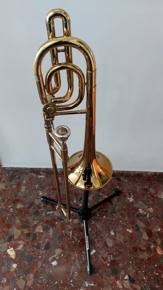 Trombón Alto CG Conn 36H Lacado