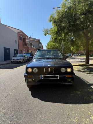 BMW cabrio E30 Serie 3 1992