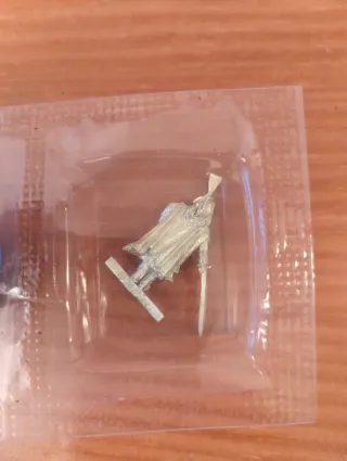 Figura metal Rohan Eowyn El Señor de los Anillos