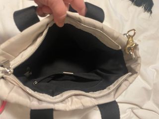 Bolso Parfois mano y bandolera beige/negro