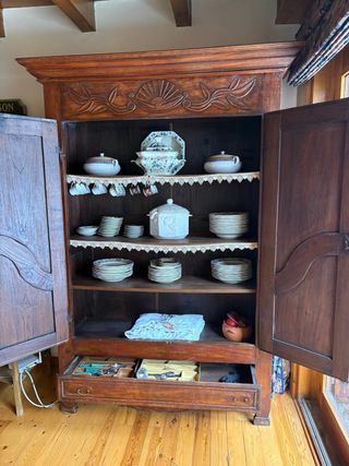 Armario antiguo  frances (en Salardú Baqueira)