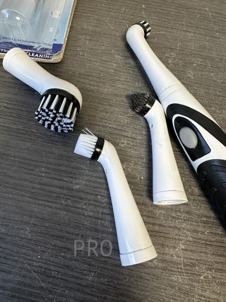 Cepillo doméstico de limpieza