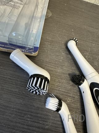 Cepillo doméstico de limpieza