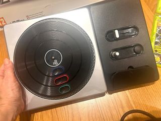 Xbox 360 DJ Hero 2 + 2 Juegos