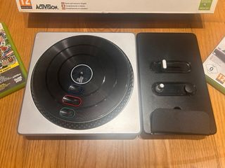 Xbox 360 DJ Hero 2 + 2 Juegos