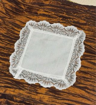 Lote encajes y pañuelos