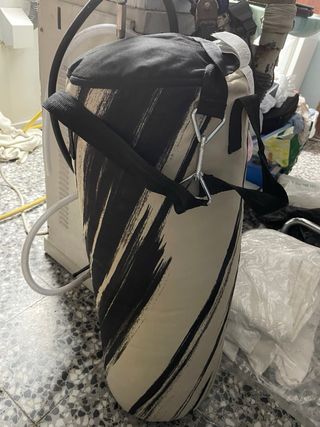 Saco de boxeo nuevo. Regalo guantes