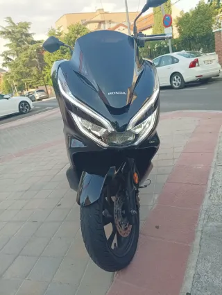Honda PCX 125 2020 Negra