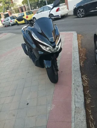 Honda PCX 125 2020 Negra