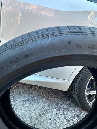 2 Neumáticos Pirelli Pzero Pz4 275/40 R21