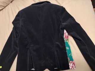 Americana negra customizada